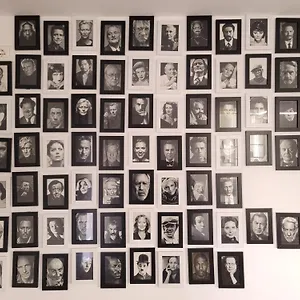 The Actors , Tiran Arnavutluk