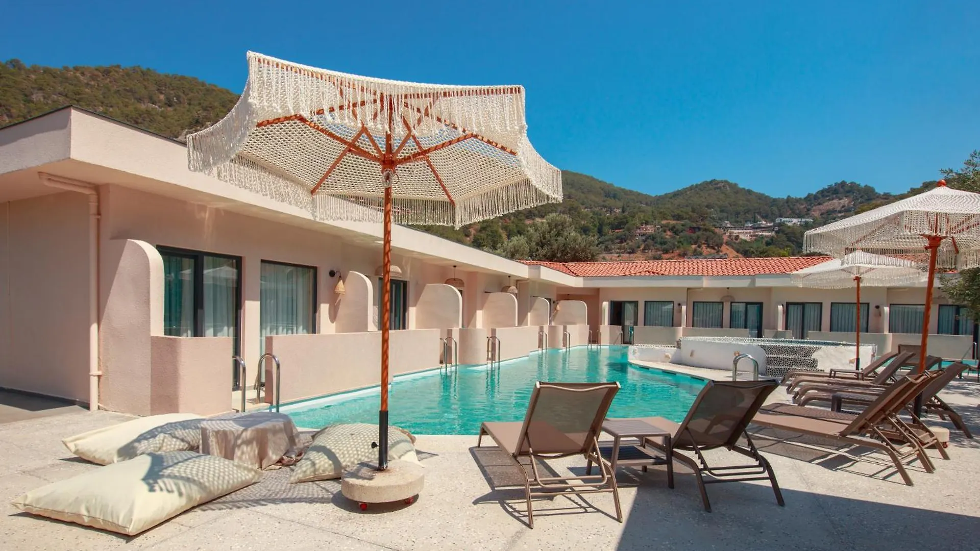 Z Exclusive Hotel And Villas Олудениз 2*,  Турция